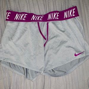 NIKE rerunning shorts